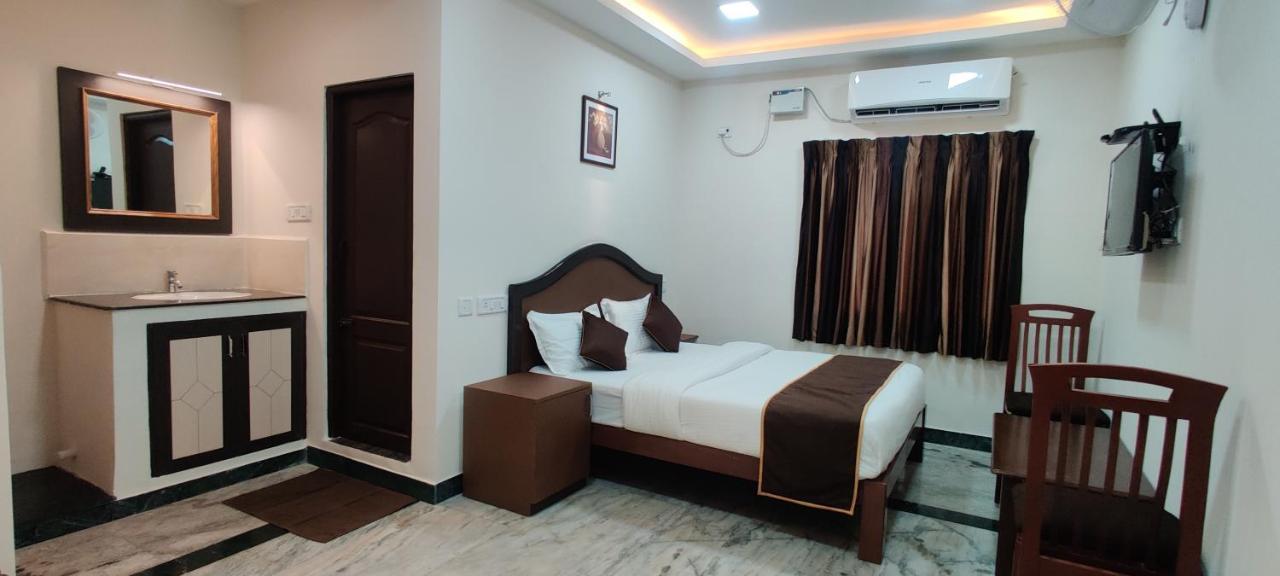 Rmc Travellers Inn Chennai Exterior foto