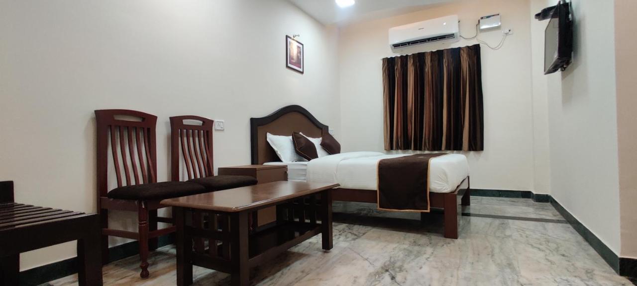 Rmc Travellers Inn Chennai Exterior foto