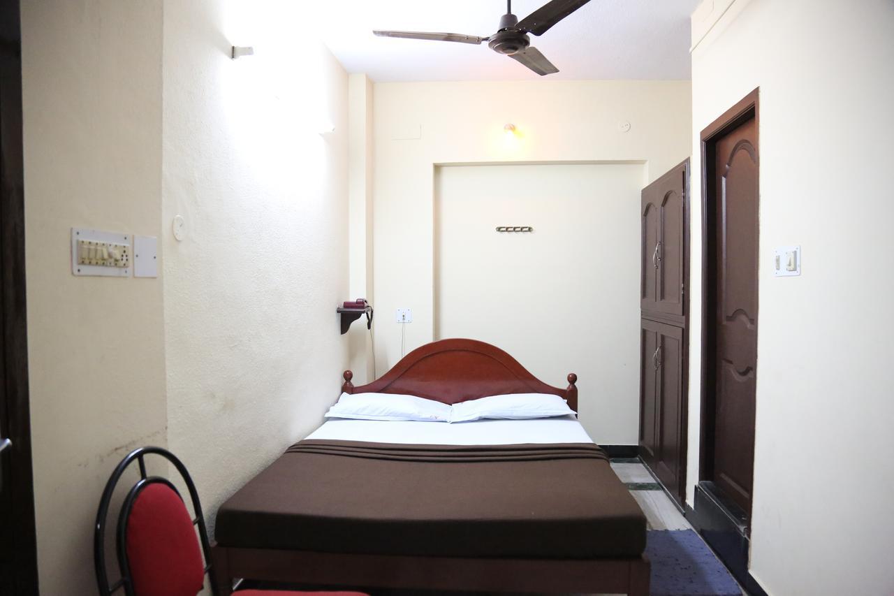 Rmc Travellers Inn Chennai Exterior foto